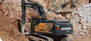 noticias maquinaria excavadora Hyundai HX300ANL