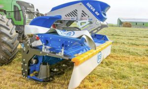 noticias maquinaria Alto rendimiento en siega con la Neva R7-R8 Avant de BCS