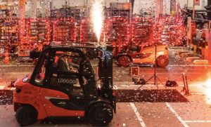 noticias maquinaria Linde Material Handling carretilla térmica