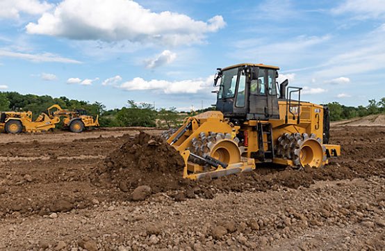 noticias maquinaria compactador de suelo CAT® 815