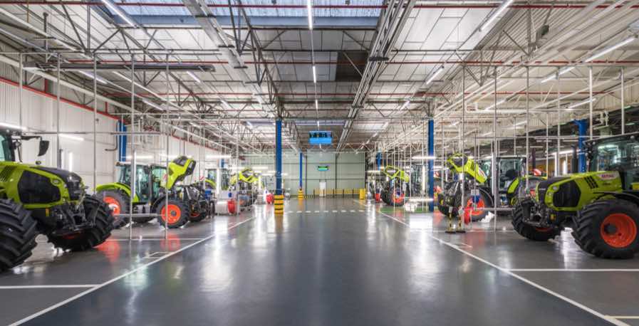 noticias maquinaria CLAAS fabrica le mans
