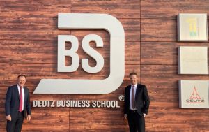 noticias maquinaria DEUTZ BUSINESS SCHOOL en Zafra