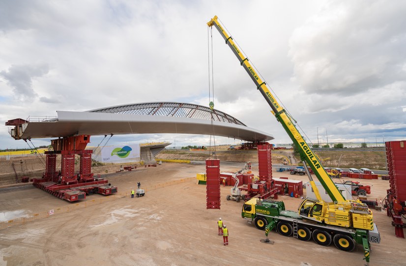 noticias maquinaria La grúa Liebherr LTM 1750-9.1 de Grúas Aguilar concordia