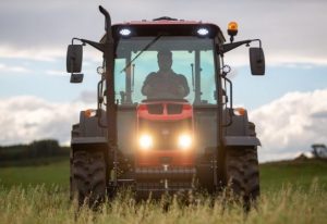noticias maquinaria MAHINDRA tractor 86-110 PREMIUM