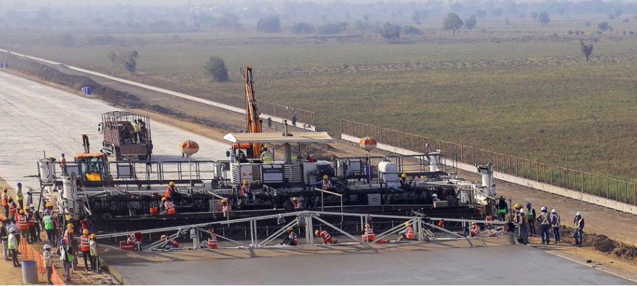noticias maquinaria extendedora de encofrado deslizante SP 1600 de WIRTGEN
