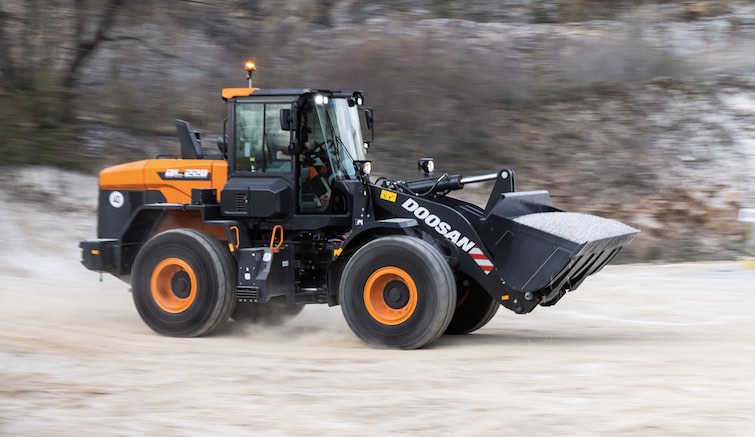 noticias maquinaria nuevas cargadoras de ruedas Doosan