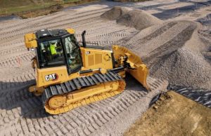 noticias maquinaria Finanzauto bulldozer d4 caterpillar
