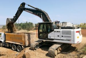 noticias maquinaria HİDROMEK en la feria de NORDBAU