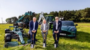 noticias maquinaria JCB Aston Martin