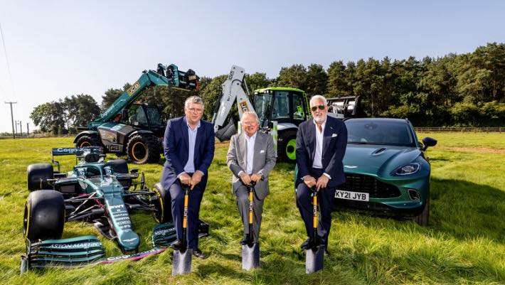 noticias maquinaria JCB Aston Martin