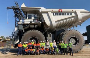 noticias maquinaria camión Liebherr T 284