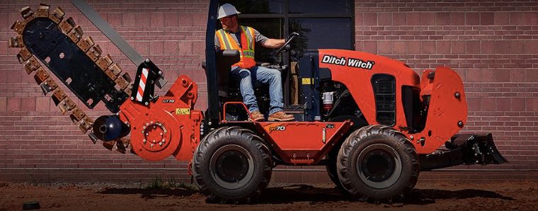 noticias maquinaria zanjadora con operador Ditch Witch RT70