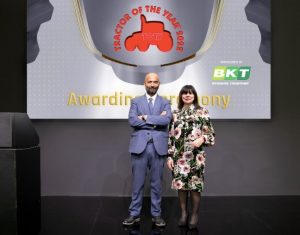 noticias maquinaria BKT TRACTOR OF THE YEAR