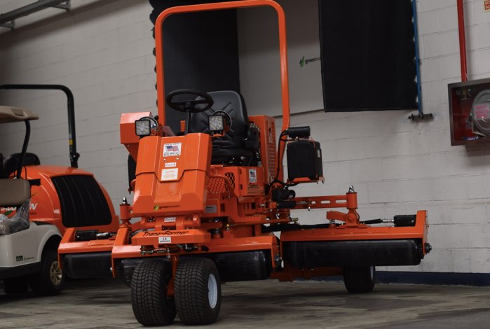 noticias maquinaria Green Mowers rulo Salsco Tranz-Former