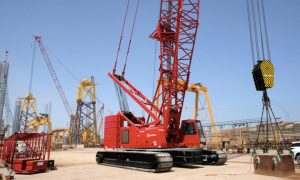noticias maquinaria Lamprell grúa sobre orugas Manitowoc 999