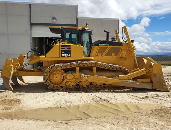 noticias maquinaria Buldócer Komatsu D155AX-8