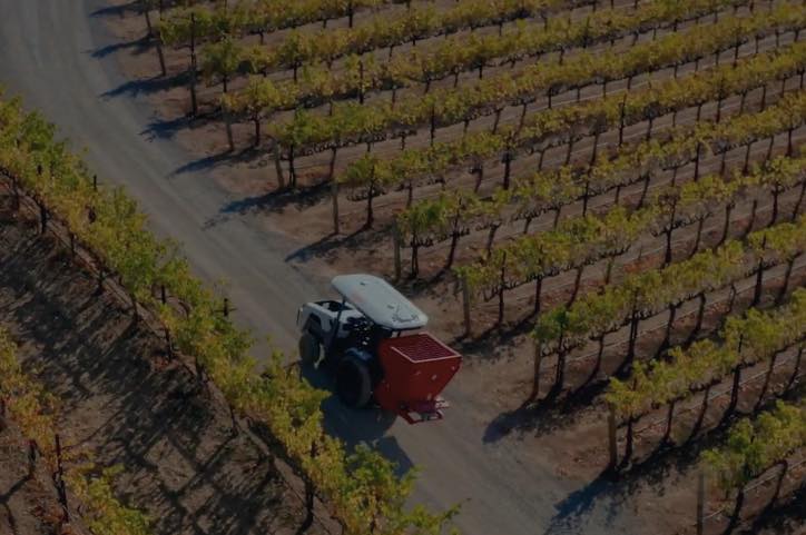 noticias maquinaria CNH Industrial acuerdo con Monarch Tractor