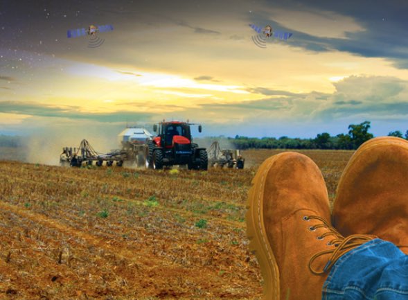 noticias maquinaria CenterPoint RTX trimble