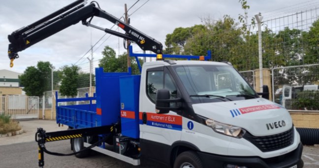 noticias maquinaria grua Hiab XHiDuo