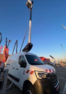 noticias maquinaria plataforma versalift VTL-145-F