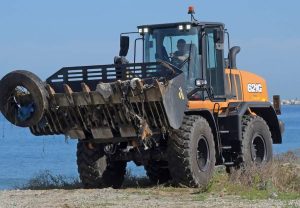 noticias maquinaria CASE CE The Beach Care Project