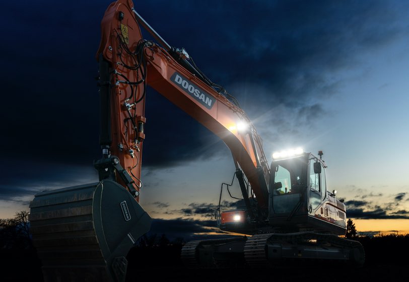 noticias maquinaria Doosan excavadoras medianas 'DX-7'.
