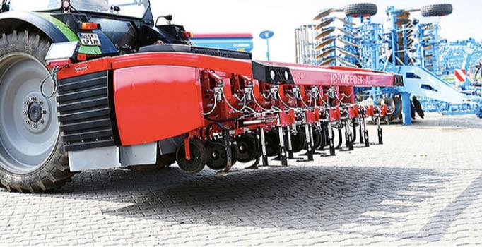 noticias maquinaria LEMKEN y Stekete IC-Weeder
