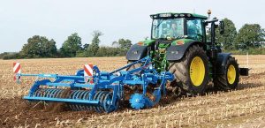 noticias maquinaria cultivador de tres brazos Karat 10 de Lemken