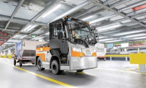 noticias maquinaria STILL lanza la serie de tractores eléctricos LXT_LXW
