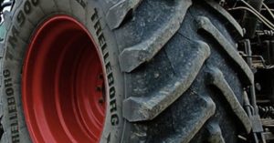 noticias maquinaria Yokohama Rubber adquiere Trelleborg Wheel Systems