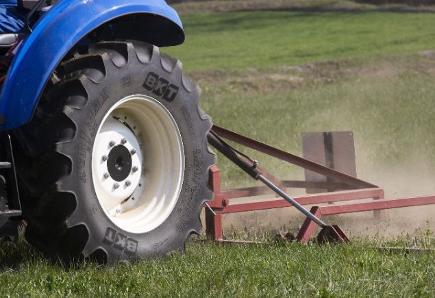 noticias maquinaria BKT peso de neumáticos