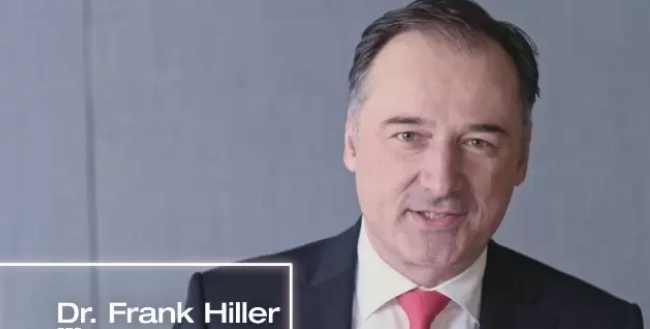 noticias maquinaria El Dr. Frank Hiller deja DEUTZ