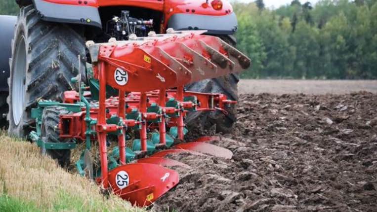 noticias maquinaria Kverneland 38