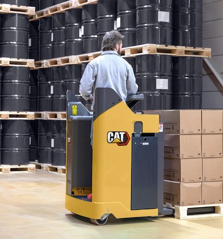 noticias maquinaria Alfaland cat lift truck