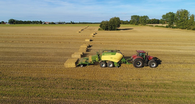 noticias maquinaria KRONE depósito automático de pacas controlado por GPS para BaleCollect