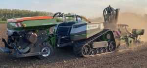 noticias maquinaria CLAAS con AgXeed