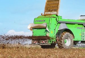noticias maquinaria esparcidores de estiércol Joskin Tornado