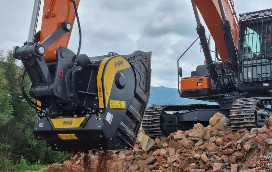 noticias maquinaria Cucharas trituradoras MB Crusher