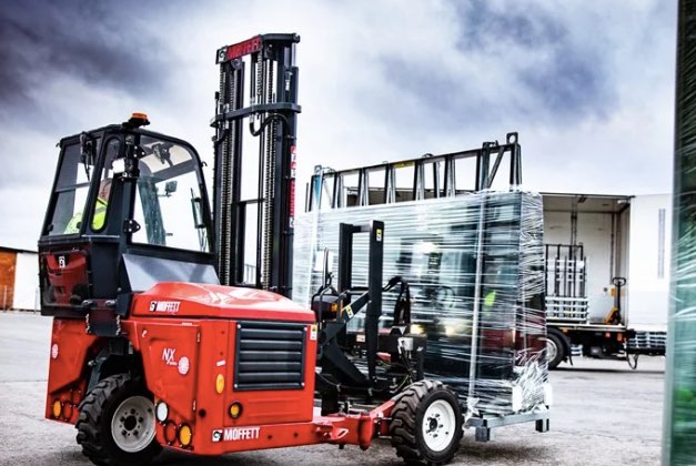 noticias maquinaria Hiab recibe un pedido de 21,7 millones € de carretillas MOFFETT