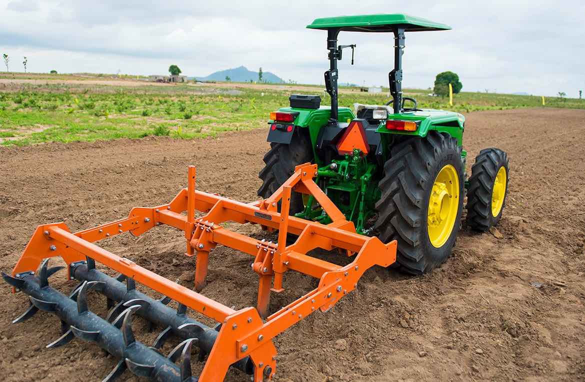 noticias maquinaria John Deere Hello Tractor
