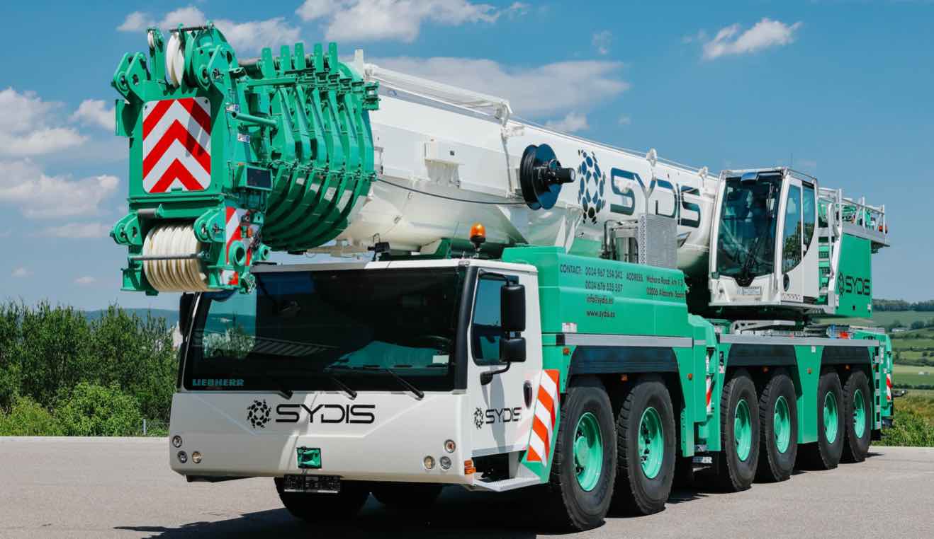 noticias maquinaria SYDIS con una grúa móvil Liebherr LTM 1300-6.2