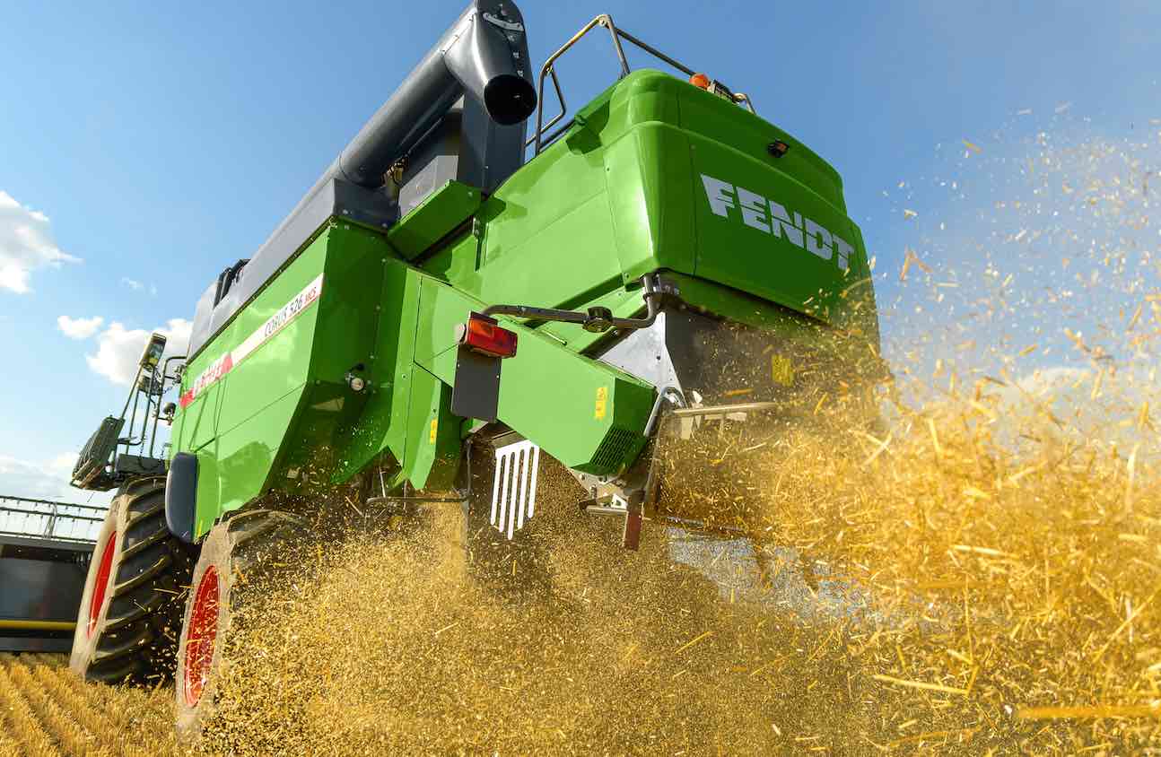 noticias maquinaria cosechadoras de sacudidores Fendt corus