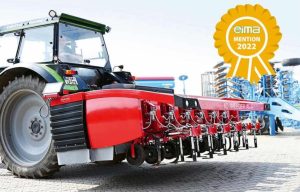 noticias maquinaria EIMA Mention Award para el Steketee IC Weeder AI de Lemken