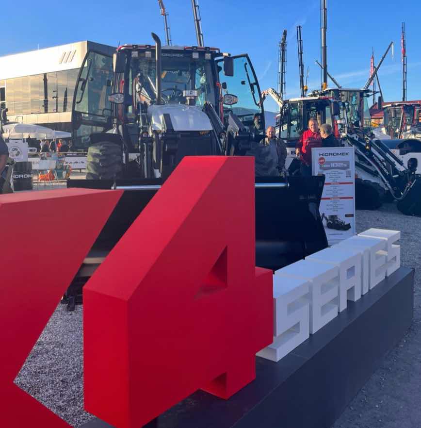 noticias maquinaria Hidromek presenta sus nuevas retrocargadoras K4 series en Bauma