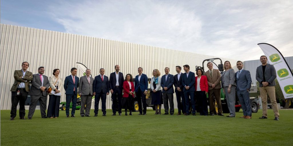 noticias maquinaria John Deere centro de innovación europeo Parla