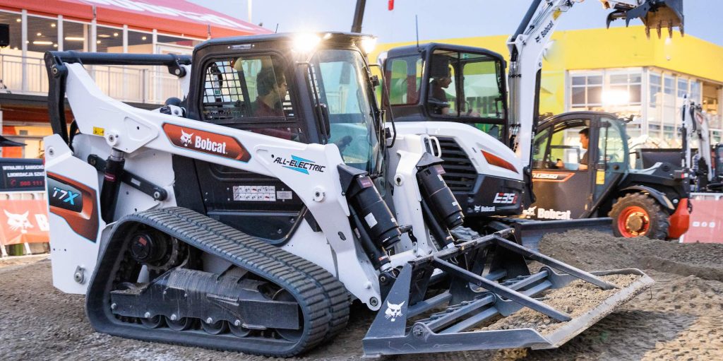 noticias maquinaria S76 mini cargadora bobcat