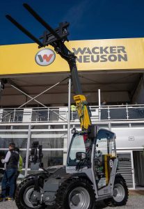 noticias maquinaria manipulador telescópico eléctrico TH412e de Wacker Neuson.