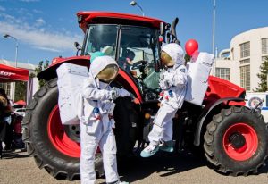 noticias maquinaria tractores FestivaldelaCiencia zetor
