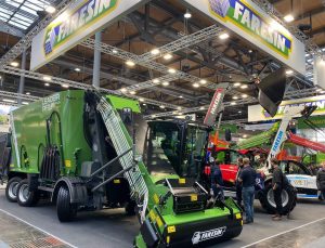 noticias maquinaria Leader PF3 Ecotronic de Faresin en Eurotier
