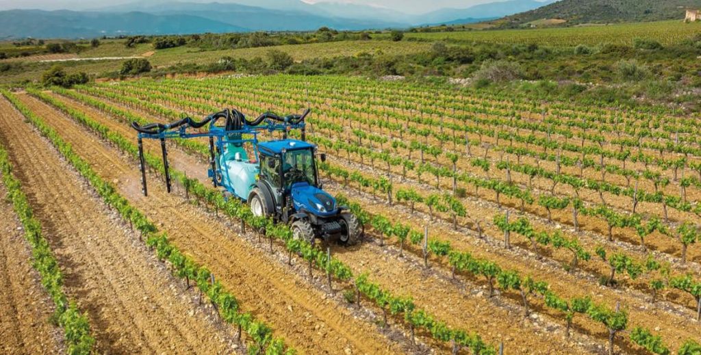 noticias maquinaria New Holland renueva su oferta de tractores especiales